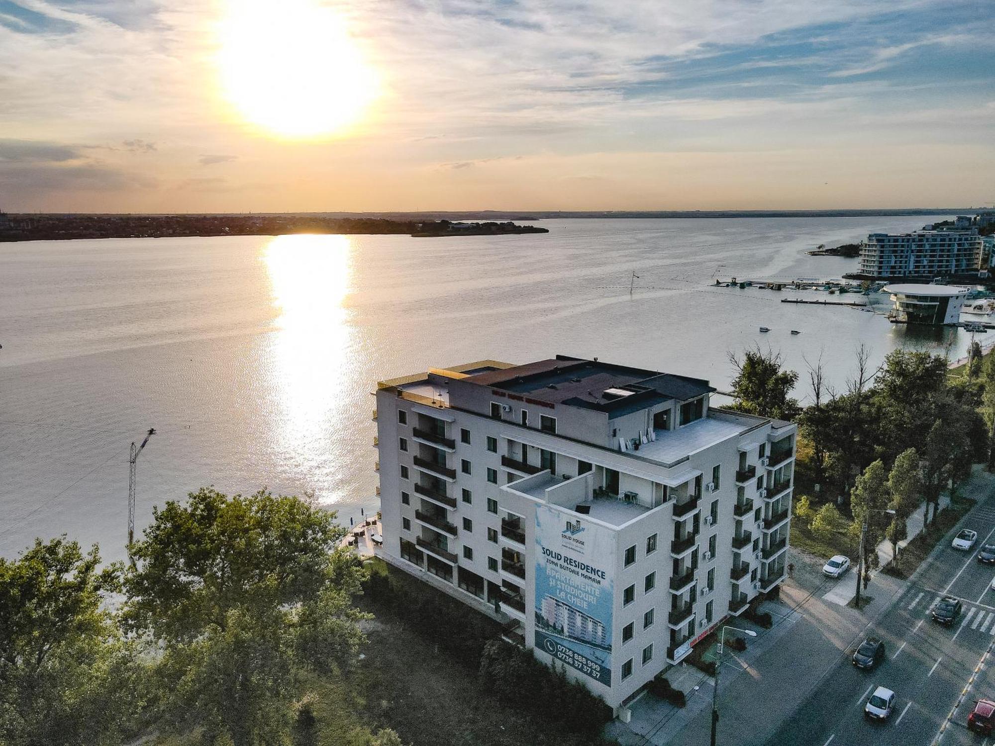 Solid Magic Apart Hotel Mamaia Exterior foto